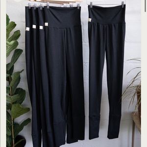 Sinew Moon Solid Black Leggings / Long Johns Medium